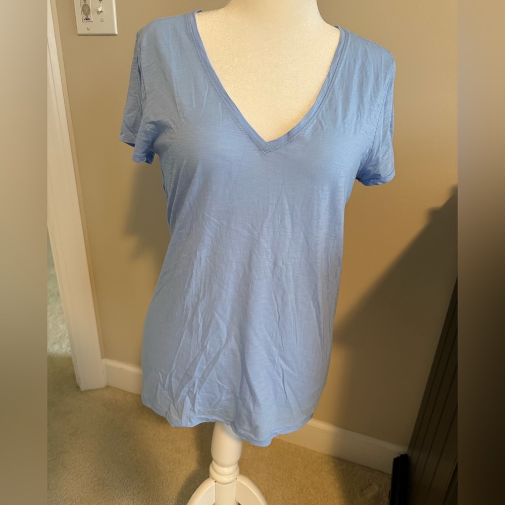 Lilly Pulitzer Etta Light V-Neck Women's Top Light Blue